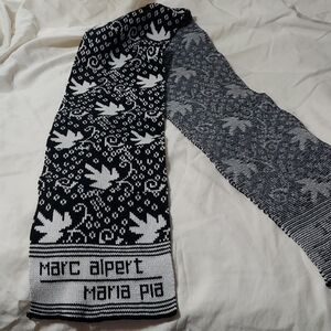 Marc Alpert Black and White Knit Scarf